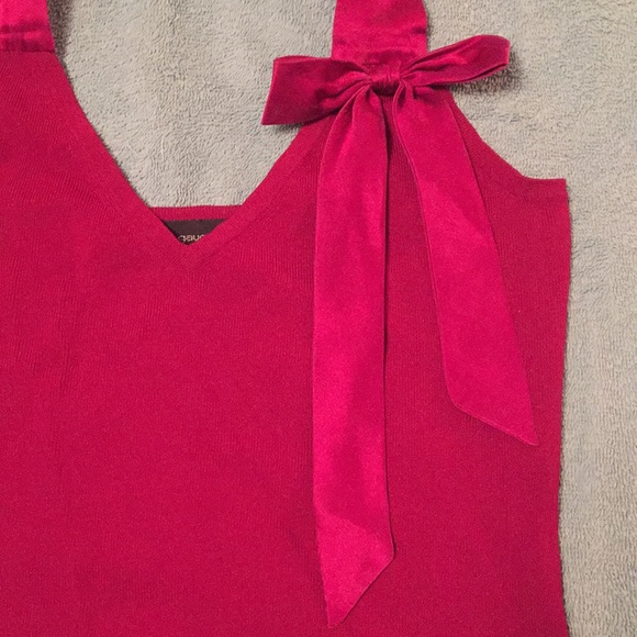 Knit & Silk halter top - Picture 2 of 8